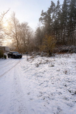 Zufahrt - 1 Zimmer Mehrfamilienhaus, Wohnhaus zum Kaufen in Daxweiler