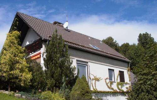 Hausansicht 2 - 7 Zimmer Einfamilienhaus in Berg