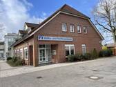 Straßenansicht - 9 Zimmer Mehrfamilienhaus, Wohnhaus in Rehna