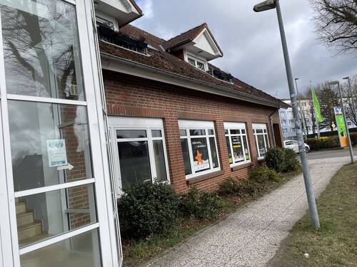 Stichstraßenansicht - Mehrfamilienhaus, Wohnhaus mit 322,00 m&sup2; in Rehna zum Kaufen