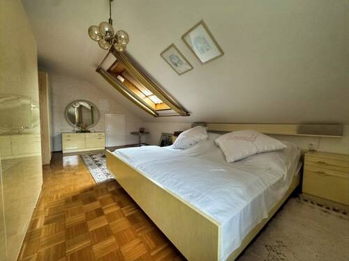 Schlafzimmer Dachgeschoss - 