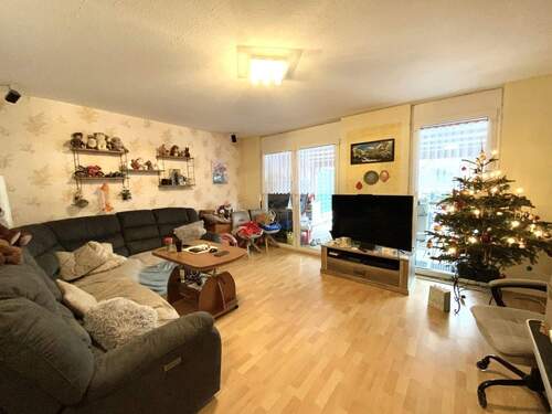 Wohnzimmer - Reihenendhaus mit 98,00 m&sup2; in Berlin zum Kaufen