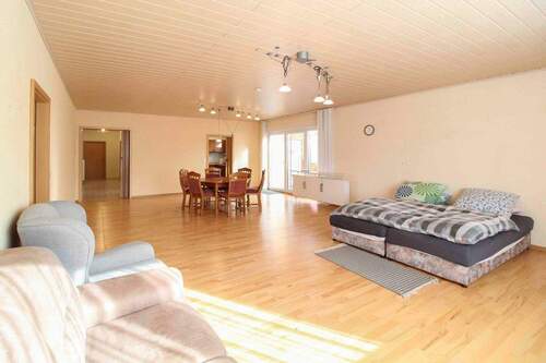 Wohn und Esszimmer1 - 