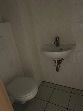 seperates Gäste WC - 