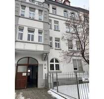 Helle Erdgeschosswohnung mit Balkon in Erfurt Nord