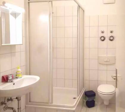 Badezimmer AirBnB 3. OG - 