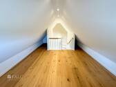 Zimmer mit Spitzboden - 