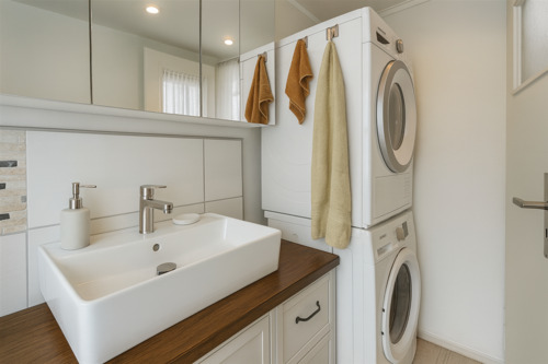 Bad mit Platz für Waschmaschine / OG - 