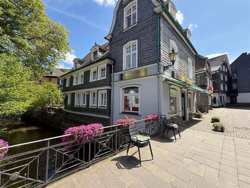 Außenansicht - Erfüllen Sie sich Ihren Traum - eigener Laden und sichere Mieteinnahmen.