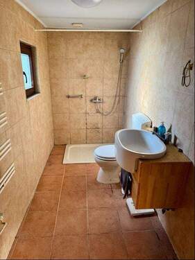 Duschbad - Einfamilienhaus mit 82,20 m&sup2; in Ecklak zum Kaufen