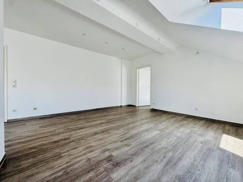 Zimmer 2 - 