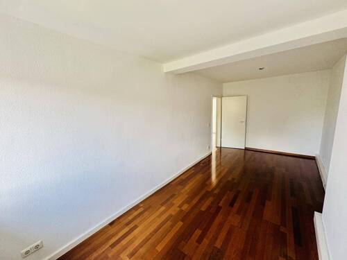Zimmer 1 - 