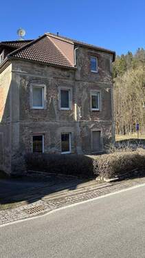 Außenansicht - Mehrfamilienhaus, Wohnhaus mit 254,00 m&sup2; in Leubsdorf zum Kaufen