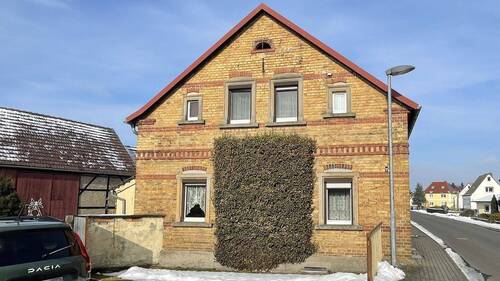 Straßenansicht - 6 Zimmer Einfamilienhaus zum Kaufen in Bernsdorf