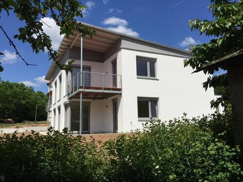 Außenansicht - Diese Wohnung fällt aus der Reihe!