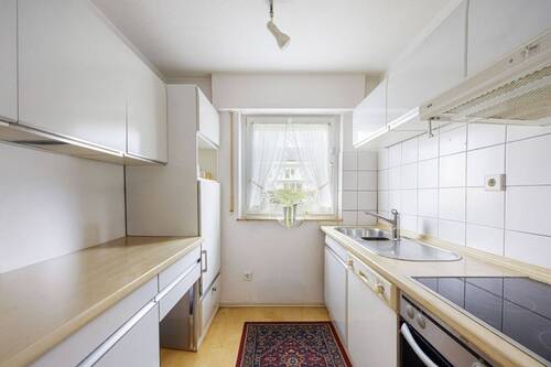 Küche EG - 9 Zimmer Mehrfamilienhaus, Wohnhaus in Korb