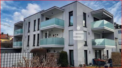 Außenansicht - ' ZENTRUMSLAGE - KURZE WEGE GARANTIERT ! '