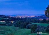 ...blaue Stunde und Glühen bei Nacht... - Grundstück in Wittnau