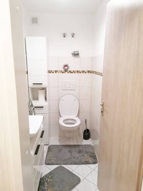 WC - 