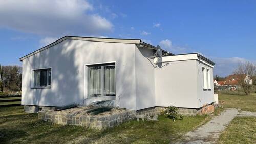Einfamilienhaus - Wohnen auf einer Ebene - 159.000,00 EUR Kaufpreis, ca.  82,00 m² Wohnfläche