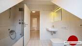 Badezimmer mit Fenster! - 