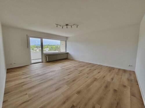 Wohnzimmer - Etagenwohnung mit 88,00 m² in Kelkheim zum Kaufen
