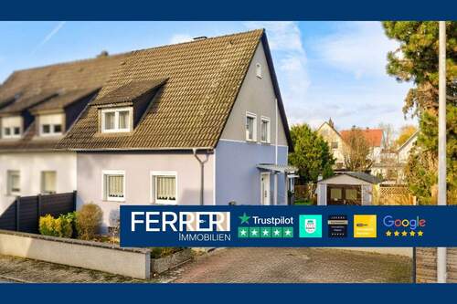 Ferreri Immobilien - ** Ruhig gelegene Doppelhaushälfte mit Wintergarten, Garten und Garage in Feldrandnähe **