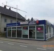 Älteres, renovierungsbedürftiges Einfamilienhaus mit separatem Ausstellungspavillon - Neufahrn in Niederbayern