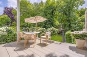 obere Terrasse Gartenseite - 