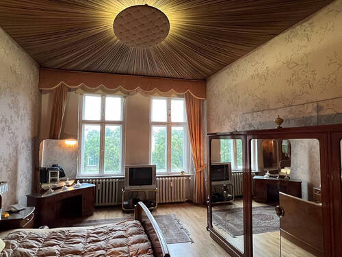 1 - Viewing tomorrow, Furnished 4-Room Vintage Apartment, Balcony