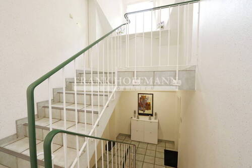 V9878 Treppenhaus DG - 