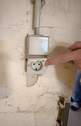 Steckdose in IHREM Keller, nebst eigenem Licht - 