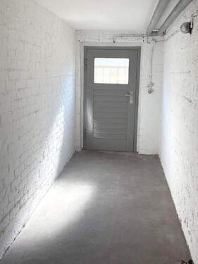 Separater Hofzugang zum Keller - 