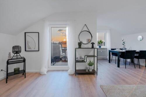 Wohnzimmer - 3 Zimmer Etagenwohnung zum Kaufen in Ulm