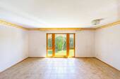 Wohnzimmer - 5 Zimmer Einfamilienhaus zum Kaufen in Kirchberg an der Jagst