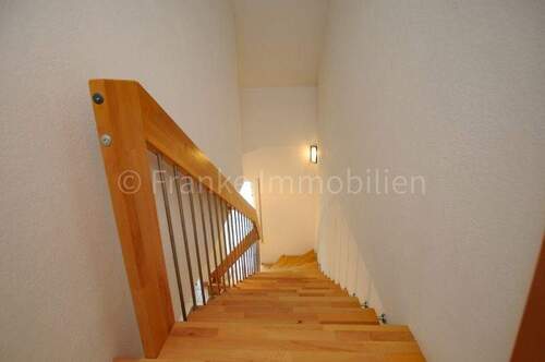 Treppenaufgang zum Obergeschoss - 