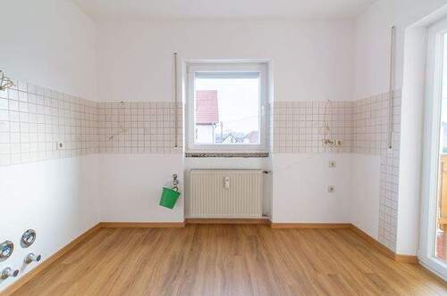 Küche und Balkontür - 