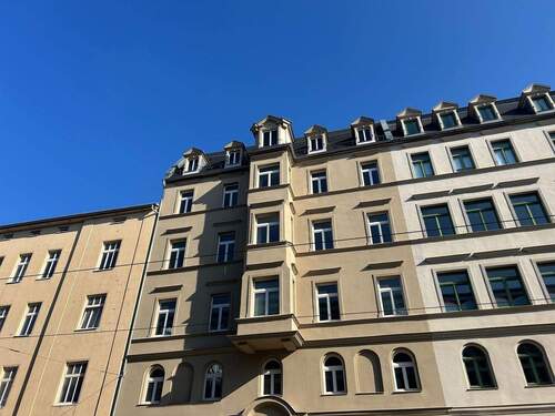 Objektansicht - Stilvolle Altbauwohnung mit modernen Details, Einbauküche und charmanten Akzenten!