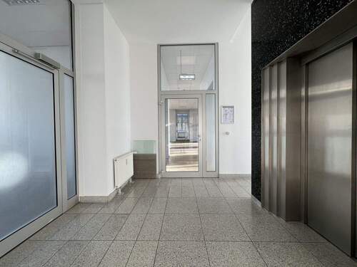 Zugang Einheit mit Aufzug - 