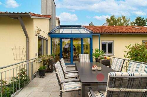 Terrasse und Wintergarten - 
