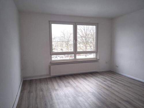 Wohnzimmer(7).jpe - 2 Zimmer Etagenwohnung zur Miete in Bremerhaven