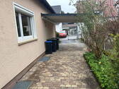 Carport u. Einfahrt - 