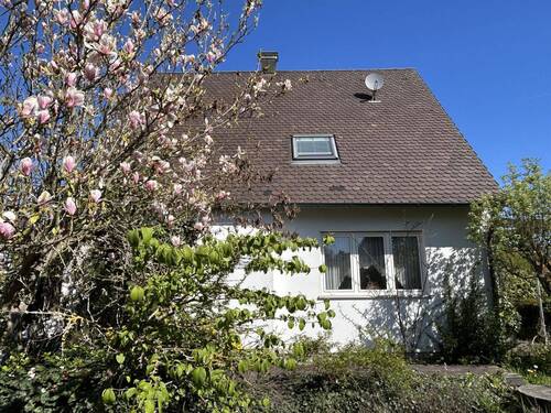 Südansicht - 5 Zimmer Einfamilienhaus in Eckental
