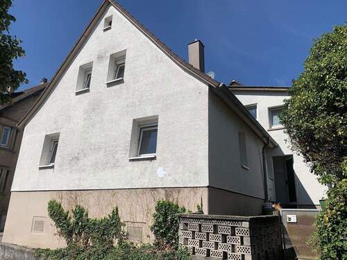 Außenansicht Schillerstraße 2 - 5 Zimmer Mehrfamilienhaus, Wohnhaus zum Kaufen in Gaggenau