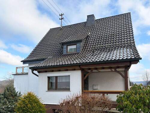 Seitenansicht - 5 Zimmer Einfamilienhaus zum Kaufen in Wissen