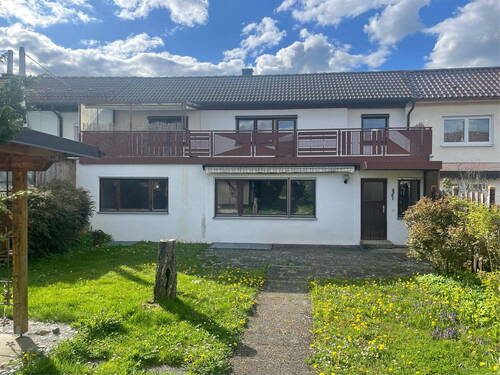 Bild 2 - 7 Zimmer Reihenmittelhaus zum Kaufen in Crailsheim