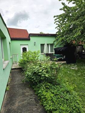 Hausansicht - 6 Zimmer Einfamilienhaus in Berlin / Biesdorf-Süd