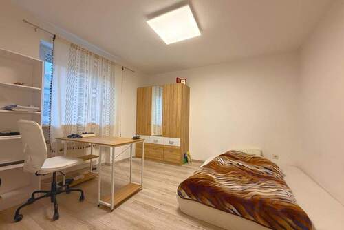 EG SZ - Mehrfamilienhaus, Wohnhaus mit 173,00 m&sup2; in Eichenau zum Kaufen