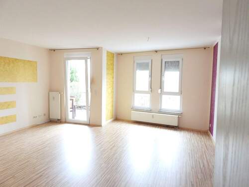 Wohnzimmer - Etagenwohnung in Wendelstein