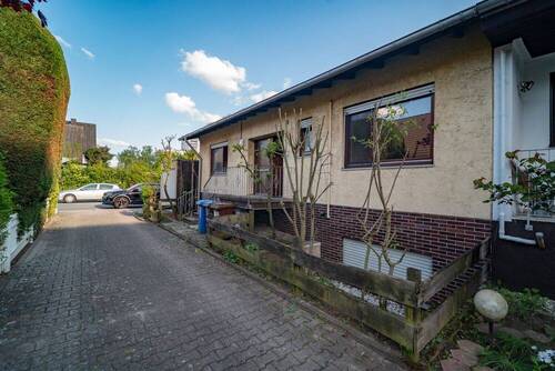 Hausansicht - 5 Zimmer Bungalow zum Kaufen in Mörfelden-Walldorf